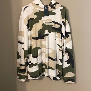 Hollister camo hoodie (mens)